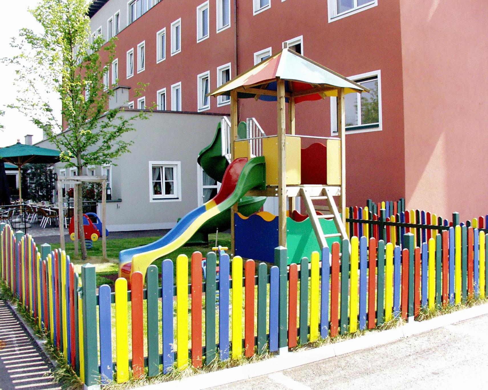 Hotel Servus Europa Suben Exterior foto